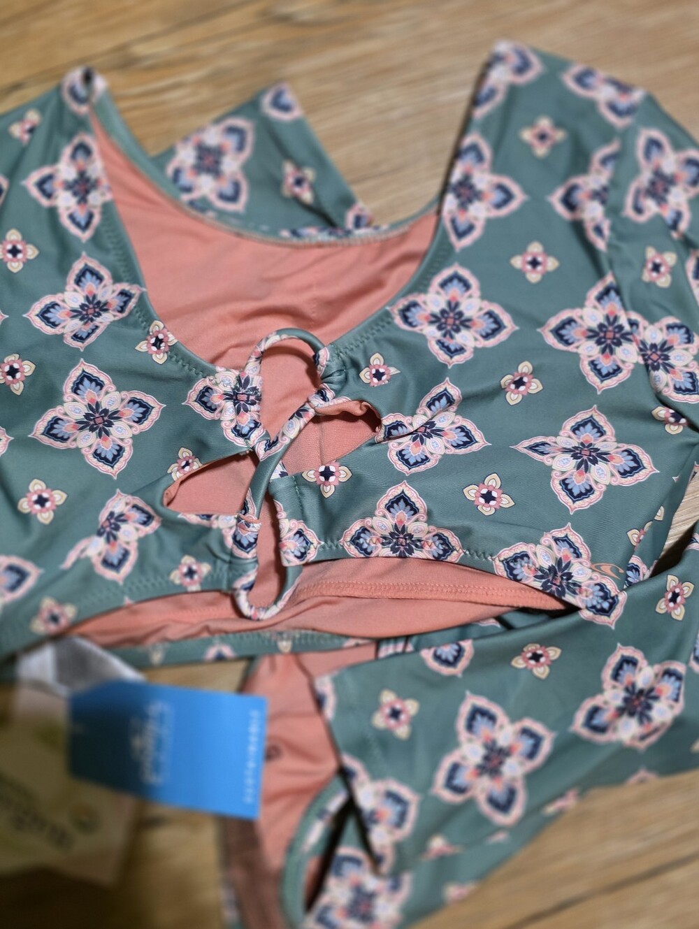 NWT O'Neill Green Floral Girls' Long Sleeve Swim Crop Set SZ 12 - Picture 8 of 8
